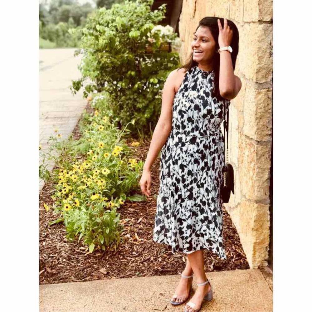 Meet your Posher, Priyanka